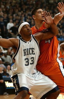 开云体育登录入口-篮球运动员比赛中的注意力集中训练研究，篮球运动员应该注意什么