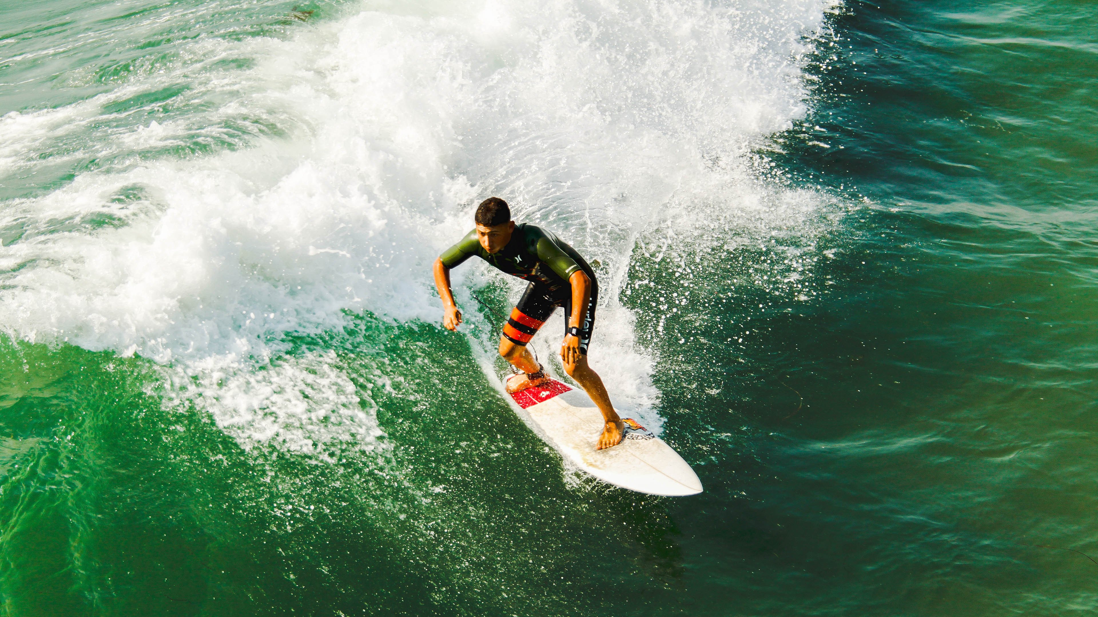 kaiyun开云体育-中下游球队是否更易爆发单点英雄逆袭剧情，足球上中下游球队怎么区分